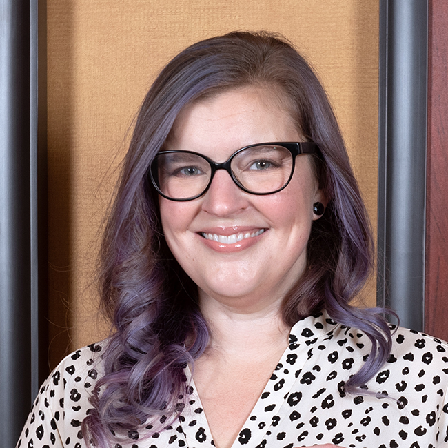 Photo of Lindsey Thomas